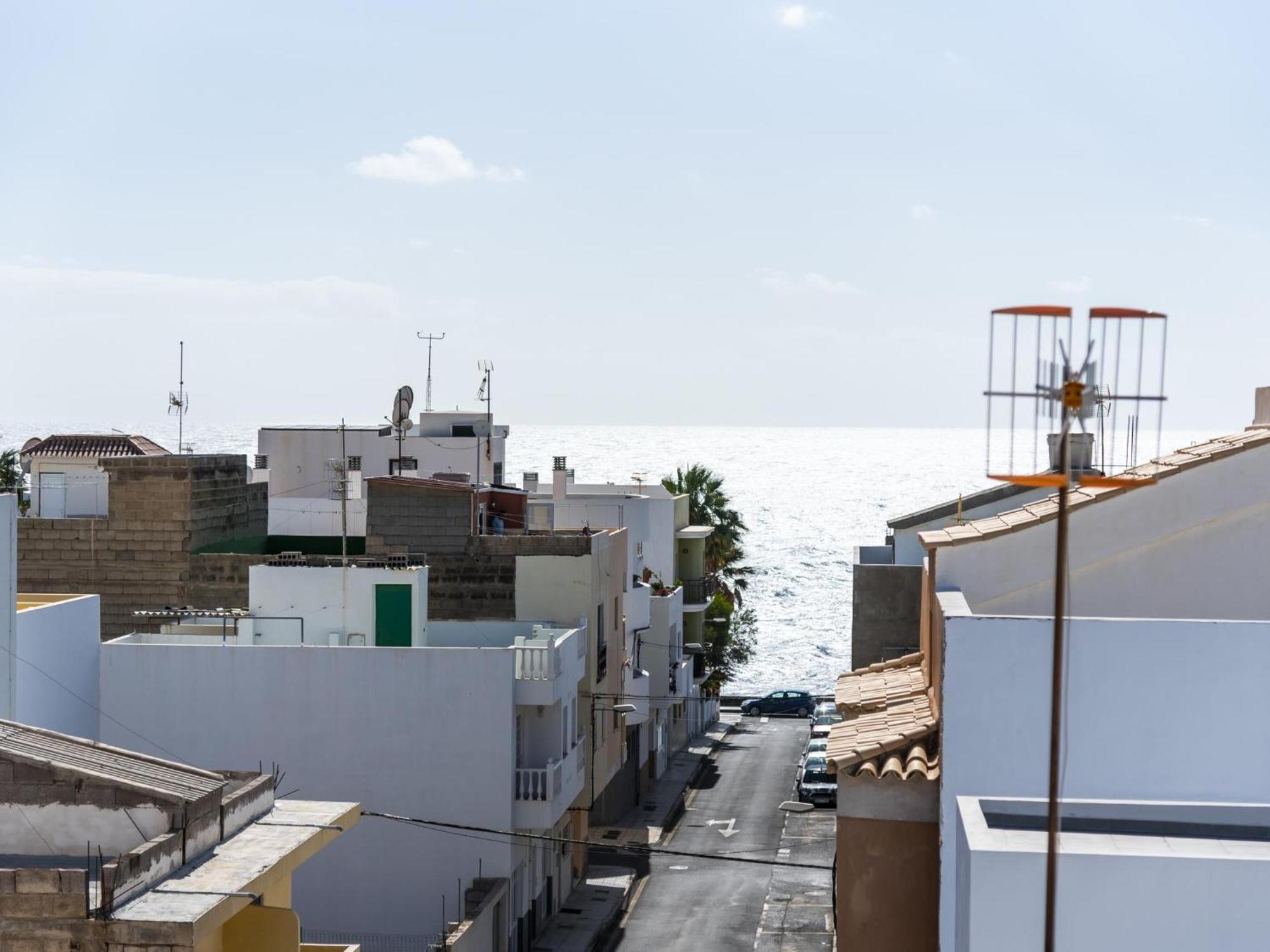 Okeanos Eco Guest House Los Abrigos Dış mekan fotoğraf
